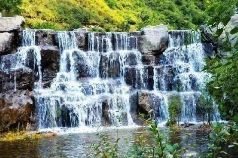 逃离地下古寺庙